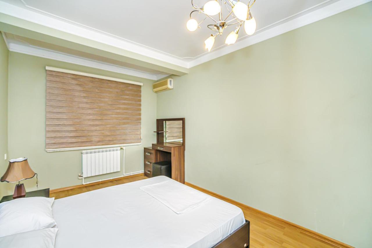 Modern Apartment Baku Bagian luar foto